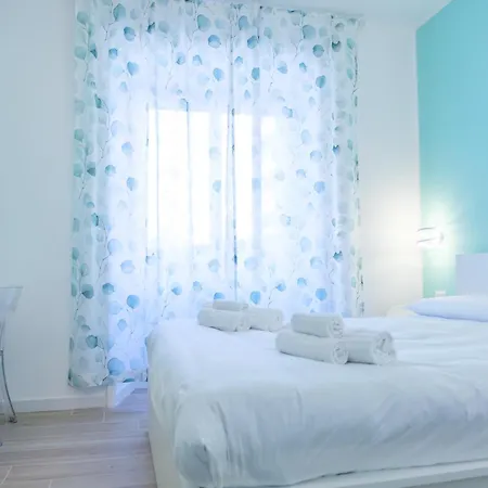 Rainbhome Colourful Vendégház