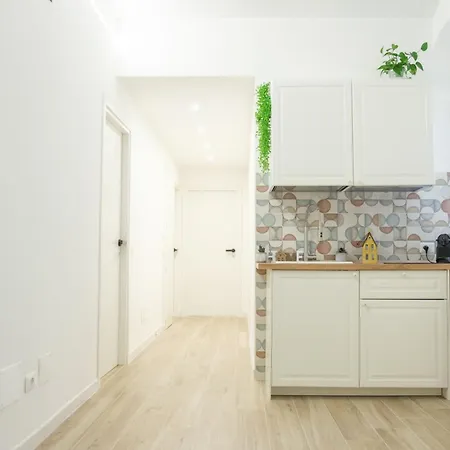 Rainbhome Colourful Vendégház 4*