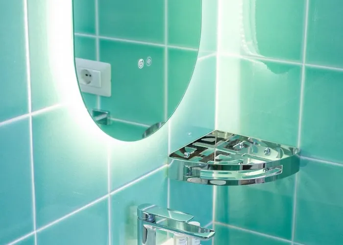 Gasthuis Rainbhome Colourful 4*