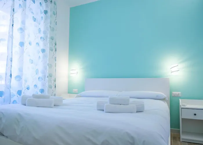 Rainbhome Colourful Gasthuis 4*