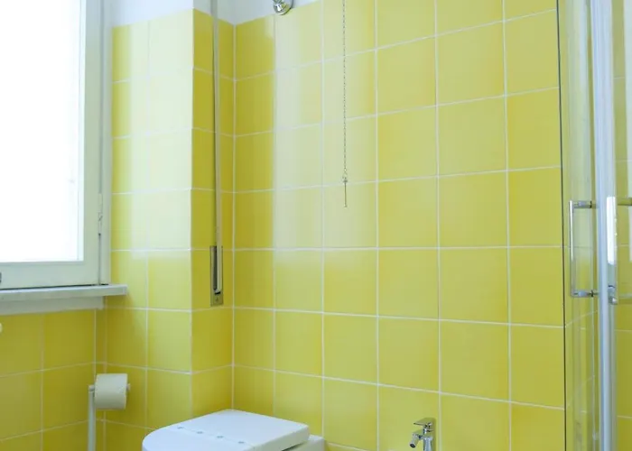 Gasthuis Rainbhome Colourful 4*